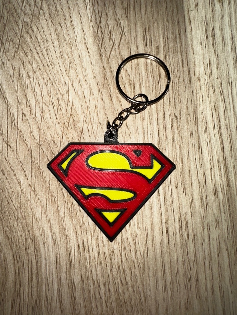 Red and Yellow Diamond Shield Hero Keychain – 3D Printed Comic Emblem Key Ring